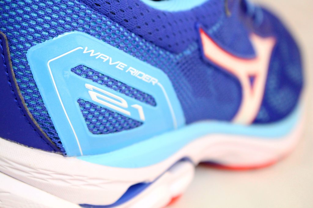 popular running shoe brands