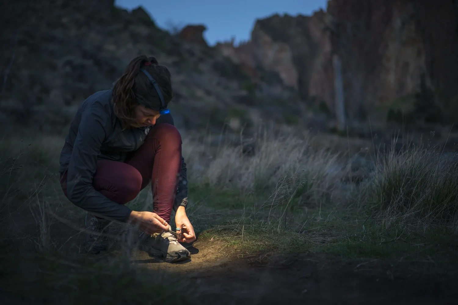 экстрим бег. мужская комфорт природа. Hiking wear. хайкинг в россии. пешеходный туризм.